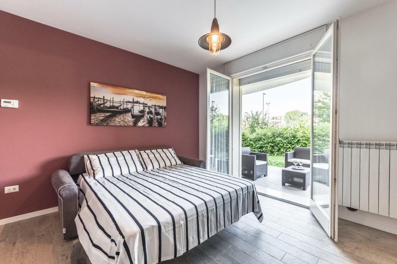 Tigli Suite Marghera Bagian luar foto